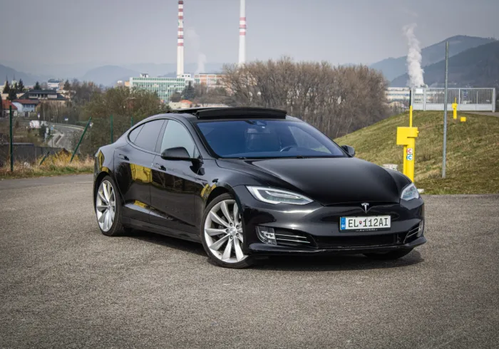 Tesla Model S 90D Free Supercharging SC01, SOH 92%, Vzduch, Panoráma, Autopilot